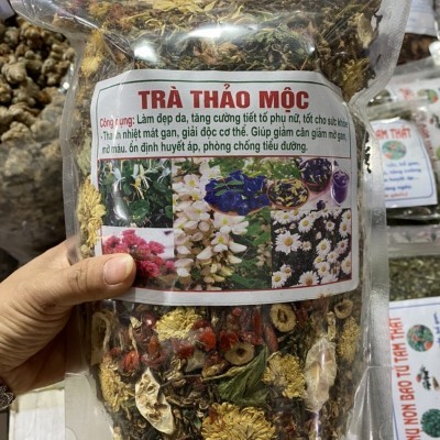 Trà thảo mộc